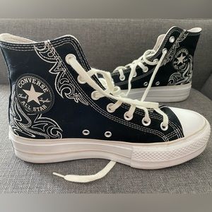 Chuck Taylor All Star Lift Platform Western Embroidery Converse